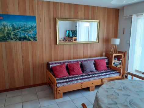 3-Parpaillon-Balcon-du-soleil-4-canape.jpg