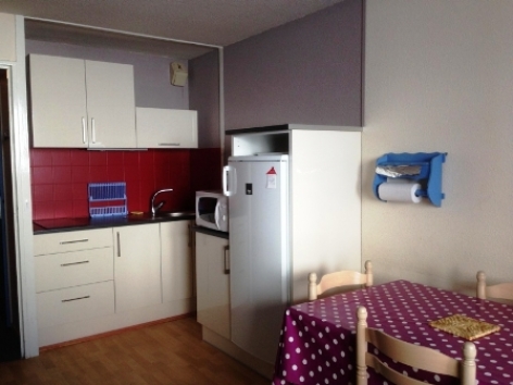 2-KITCHENETTE-W1-2017.jpg