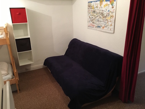 3-lamongie1800-chambrealcove.jpg