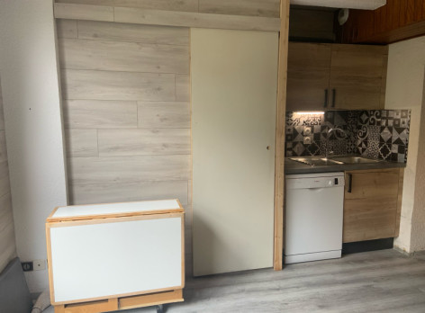 2-espace-cuisine-Apt-80-Myrt-IV.jpg