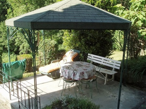 8-terrasse-latapie-sallesargeles-HautesPyrenees.jpg