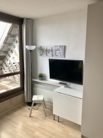 6-TV-Bis-Cantoural-apt-2.jpg