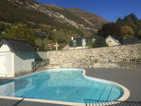 6-piscine1-theil-esterre-HautesPyrenees-3.jpg