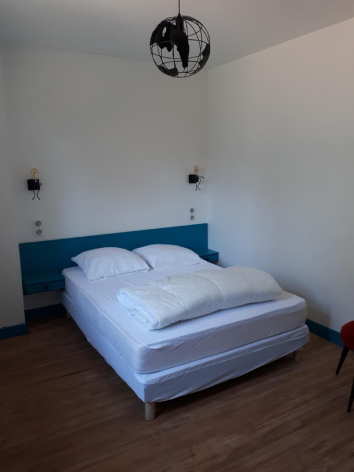 4-chambre2-philippart-argelesgazost-HautesPyrenees.jpg