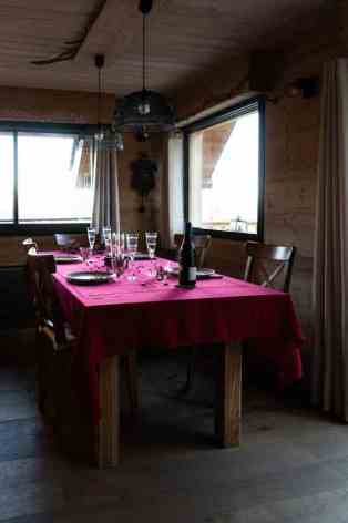 6-Bour-Chalet-36-table-a-manger.jpg