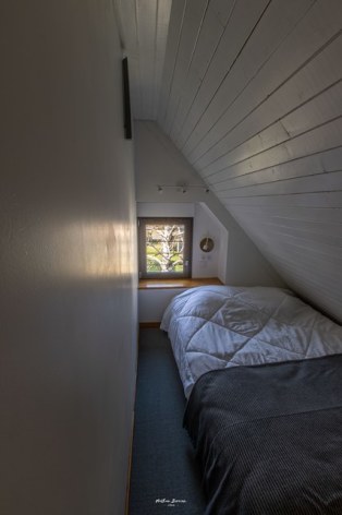 3-CALVET-GRANGE3--Birrien-chambre2-lit-en-140-WEB.jpg