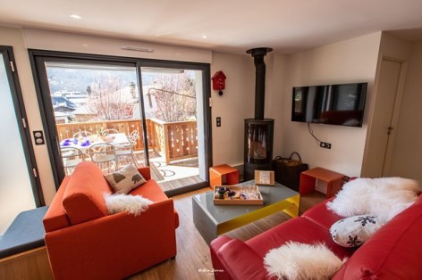 17-BRUN-Chalet-Cosy--Birrien-salon-WEB.jpg