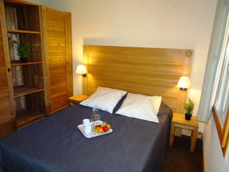 6-Namur-Cami-Real-chambre.JPG