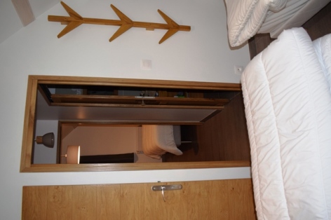 3-4-DEVAINE-Le-Nestou-2-chambre-2-net.JPG
