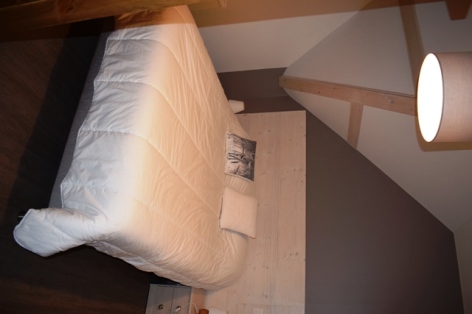 5-6-DEVAINE-Le-Nestou-2-chambre-5.JPG