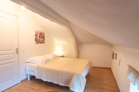 3-Chambre-hotes---Au-Marty.JPG