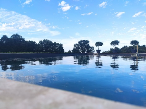 1-Piscine-ciel---Aisina-portateni.jpg