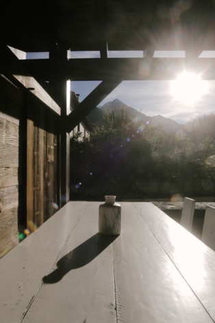5-CORNIER-Le-Repaire-830-Table-vue-terrasse-lerepaire830-web.jpg