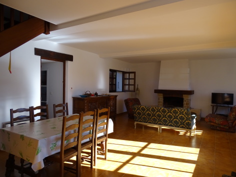 11-Meuble-location-a-Louslitges---Laurio.JPG