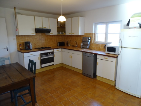 5-Location-meuble-a-Louslitges---Laurio.JPG