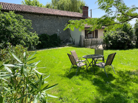 2-Salon-jardin---Aou-Roques.jpg