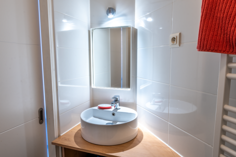 6-Lourdes-appartement-La-station---Serenity-1--7-.png