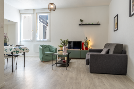 0-Lourdes-appartement-Le-Pic---Serenity-2--4-.png