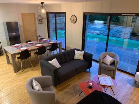 0-SCI-La-Maison-des-Vacances-salon.jpg