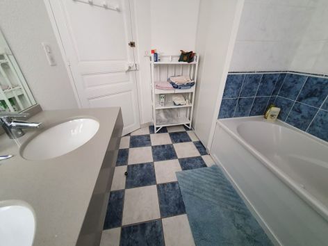 9-PHOTO-SDB.jpg