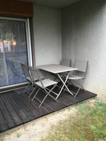 4-CASTETS-DIDIER-RIOUMAJOU-APT6-TERRASSE.JPG