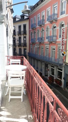 10-balcon-expose-sud-est.jpg