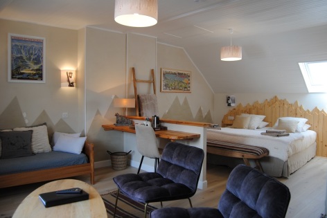 10-HPCH85---CHALET-MINA---Sazos---Photo-principale-Hiver.JPG