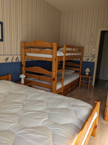 12-Photo-13-2.jpg