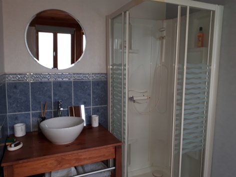 10-Salle-de-Bain-et-WC--2-.jpg