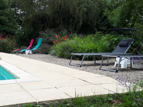 11-Piscine-et-jardin-commun--3-.jpg