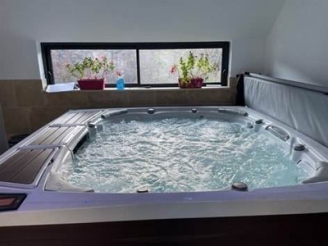 15-Jacuzzi-7.jpg