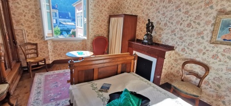 2-Rd-Ana---Chez-M-Mzelle---Chambre-sur-cour-def.jpg