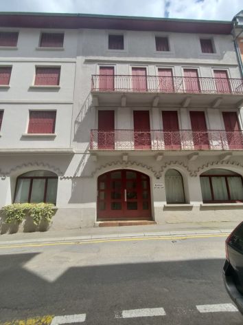 8-08ZABALA.jpg