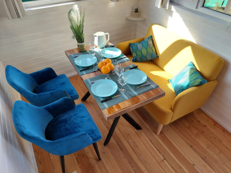 2-Table2-2.jpg
