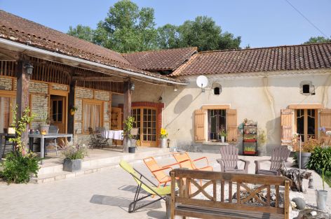 5-Exterieur---Eveil-des-sens.JPG