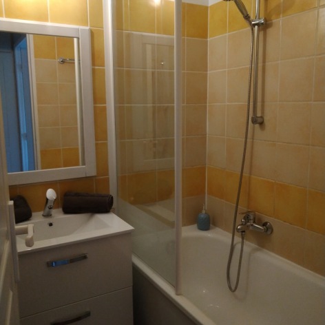 8-Sdb-meuble---Bel-endroit.jpg