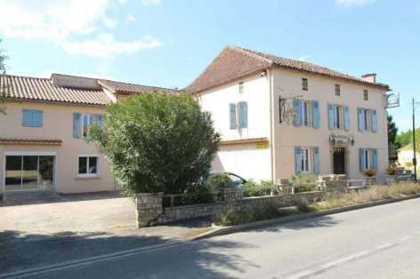 10-Vue-exterieure---Relais-de-la-Tour.jpg
