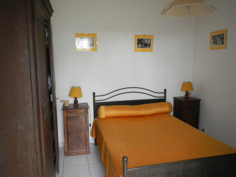 2-Chambre---Chateau-Pouydraguin.JPG
