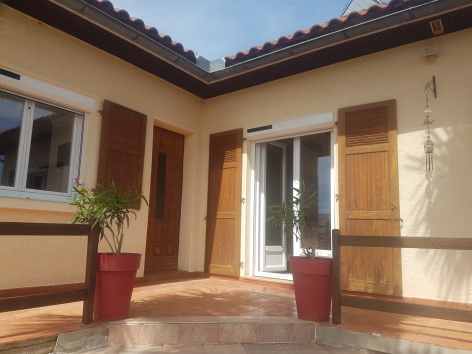 13-Entree---Villa-lilas.jpg