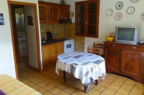 5-Chalet-Fontaine-coin-repas-Christine-Mothes.jpg