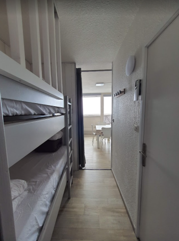 5-Coin-nuit-et-couloir-Club-Engaly-I-104.png