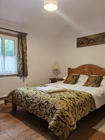 2-ROOM-3.jpg