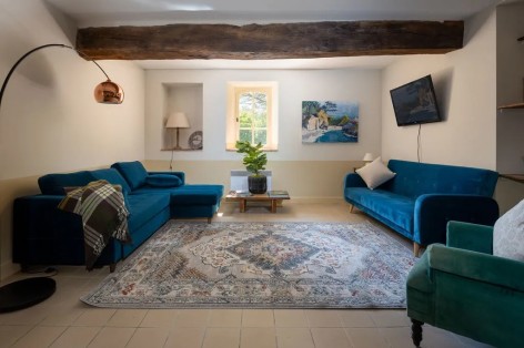 1-Salon-meuble---Seailles.jpg