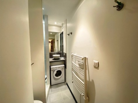 7-Millon-Armazan-F187-salle-de-bains.jpg