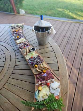 2-Planche-aperitif--Voyage-des-sens.jpg