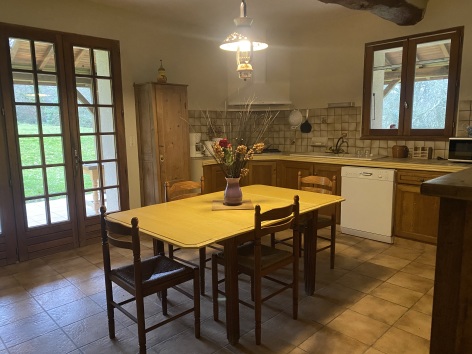 2-Cuisine-gite---Maison-Lalanne.jpeg