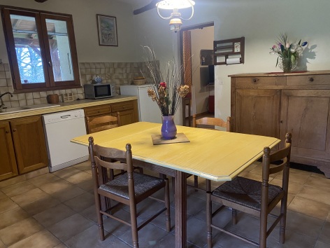 7-Cuisine-meuble---Maison-Lalanne.jpeg