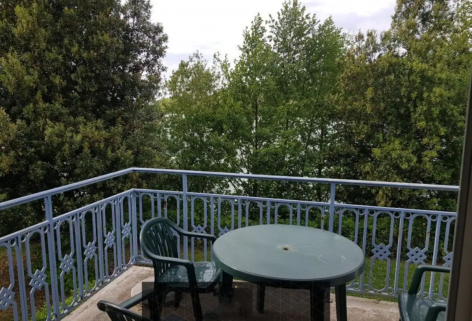 6-Terrasse-meuble---Chez-Alain.png