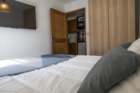 3-Cubaud-CAMI-REAL-N-35-chambre.jpg