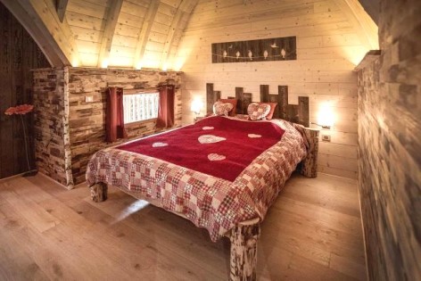 1-Cabane-Esquirou-Chambre-2.jpg